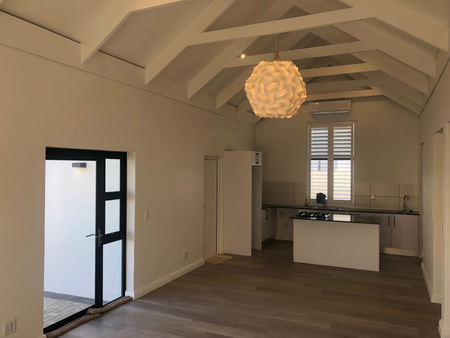 To Let 2 Bedroom Property for Rent in Middedorp Western Cape